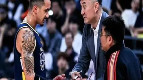 避雷点解析体育直播：萨拉赫加盟吉达国民，能否成为马赫雷斯接班人